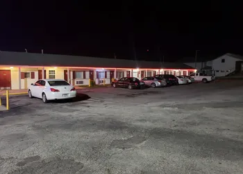 Super 7 Motel Sedalia hotel thumbnail 2