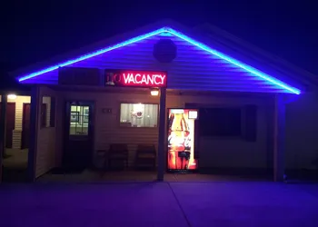 Super 7 Motel Sedalia hotel thumbnail 4