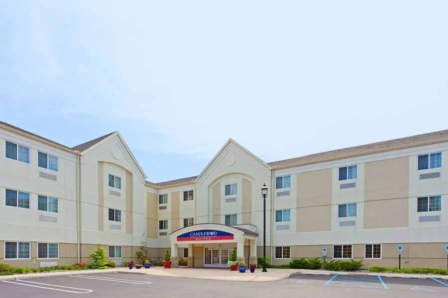 Candlewood Suites Bordentown-Trenton by IHG hotel detail image 6