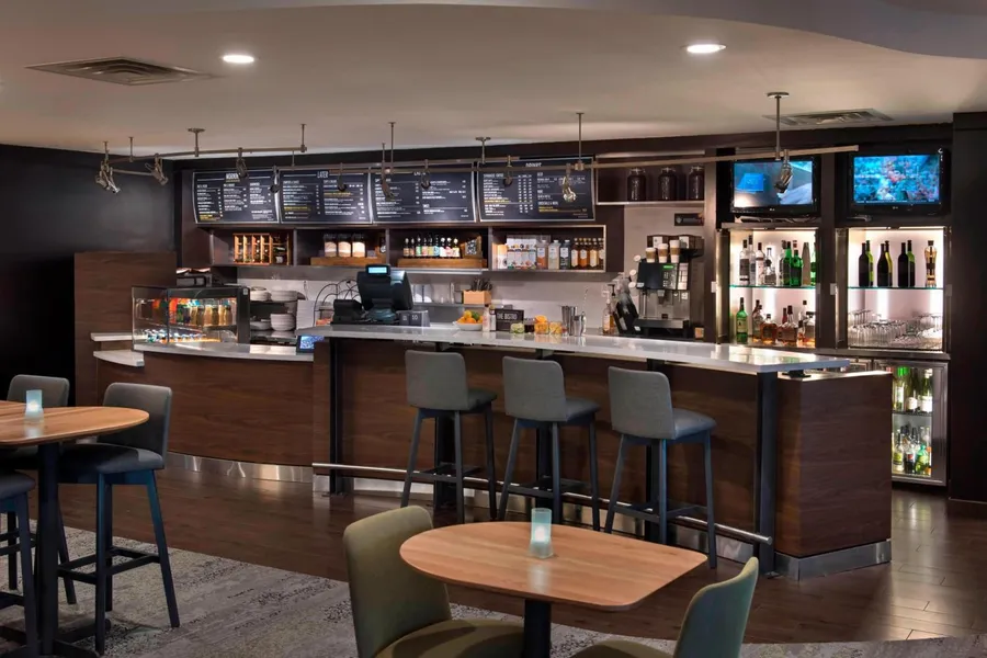 Courtyard by Marriott Lebanon hotel detail image 2