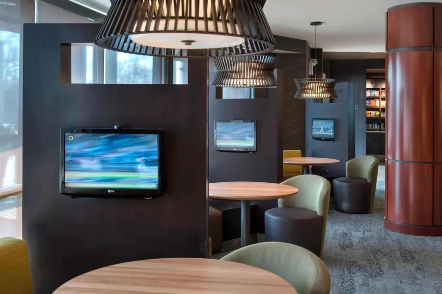 Courtyard by Marriott Lebanon hotel detail image 6