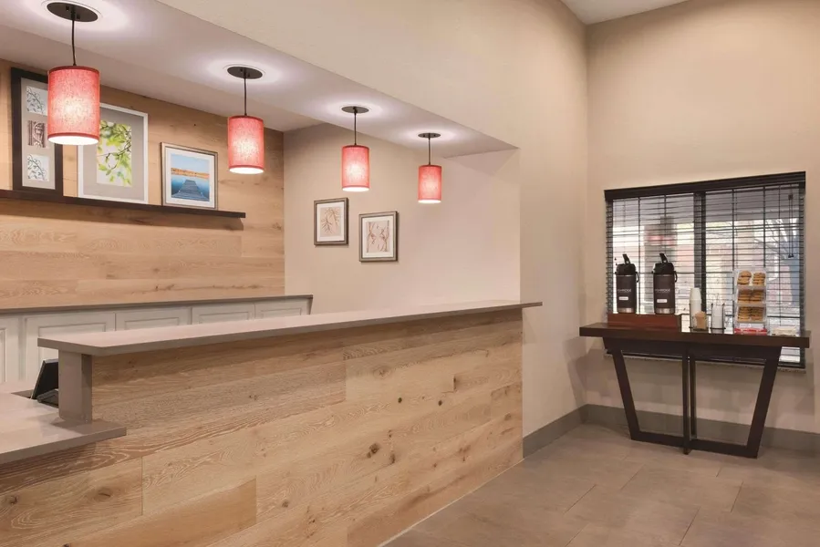 Country Inn & Suites by Radisson, Merrillville, IN hotel detail image 2