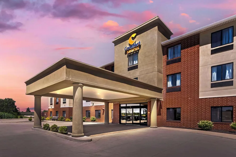 Comfort Suites Merrillville near US 30 hotel detail image 2