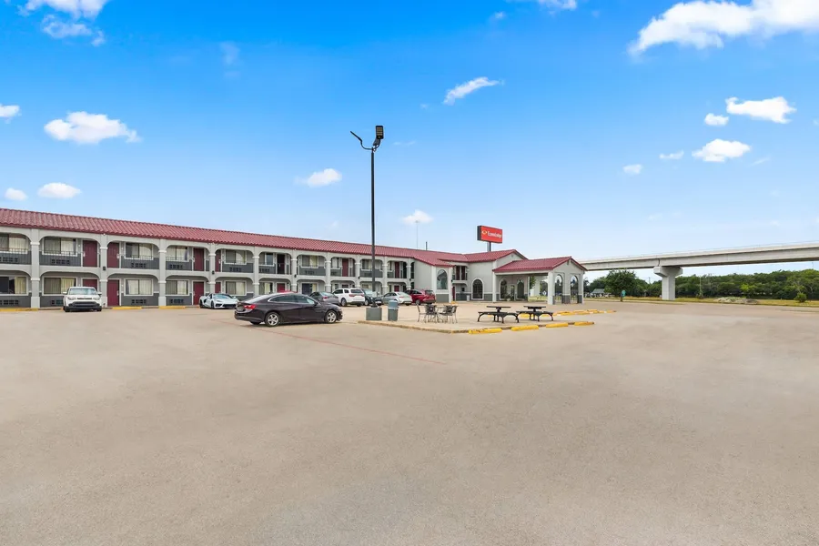 Econo Lodge Belton hotel detail image 2