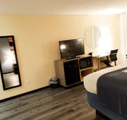 Days Inn & Suites by Wyndham Merrillville hotel detail image 7