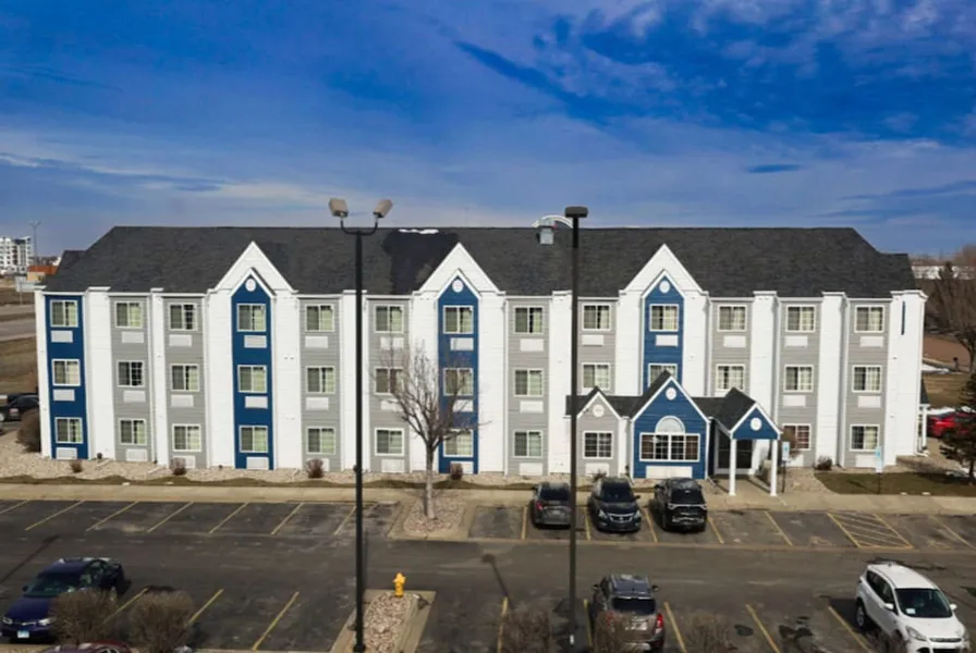 Microtel Inn & Suites by Wyndham Sioux Falls hotel detail image 2