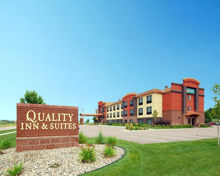 Clarion Pointe Sioux Falls Airport hotel detail image 2
