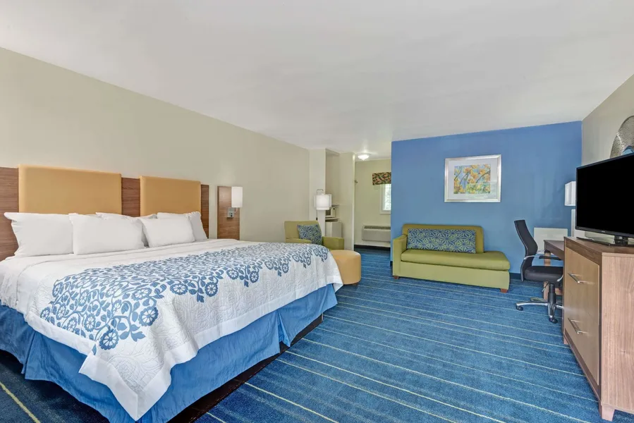 Days Inn by Wyndham Ridgefield hotel detail image 6