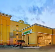 La Quinta Inn & Suites by Wyndham Danbury hotel detail image 4