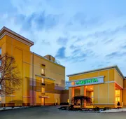 La Quinta Inn & Suites by Wyndham Danbury hotel detail image 5