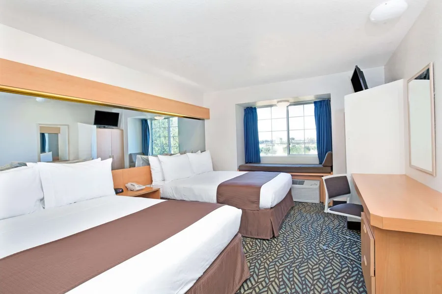 Microtel Inn & Suites by Wyndham Morgan Hill/San Jose Area hotel detail image 6