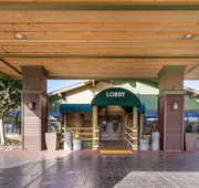 Best Western Plus Forest Park Inn hotel detail image 3