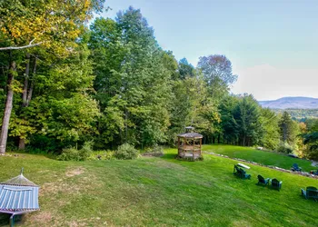 Timberholm Inn hotel thumbnail 6