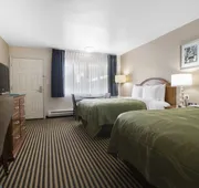 Ramada Bayside Inn & Suites Eureka hotel detail image 3