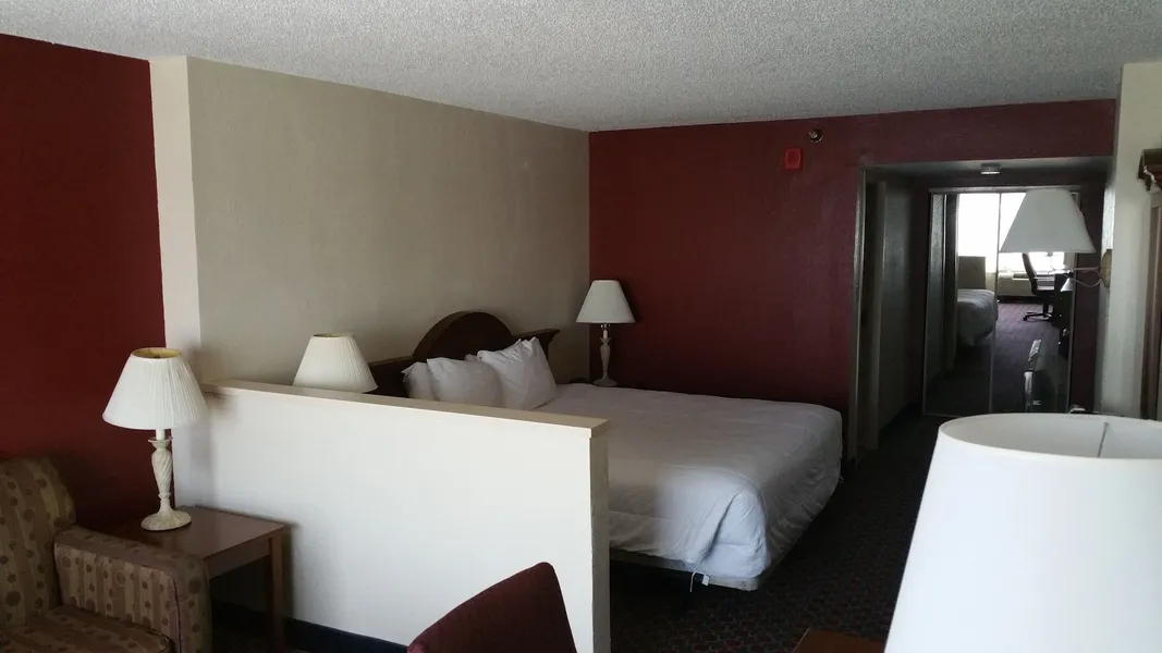 Imperial Swan Hotel and Suites Lakeland hotel detail image 6