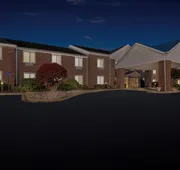 HomeTowne Studios by Red Roof East Lansing - Okemos hotel detail image 7