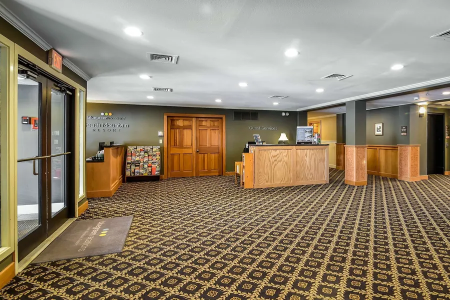 Bluegreen Vacations South Mountain, an Ascend Collection Resort hotel detail image 6