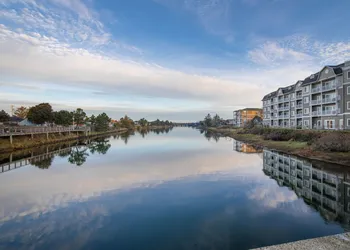Rivertide Suites Hotel hotel thumbnail 3