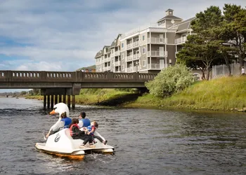 Rivertide Suites Hotel hotel thumbnail 4