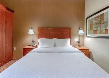 Hampton Inn Peoria-East at the Riverboat Casino hotel thumbnail 5