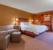 Hampton Inn Peoria-East at the Riverboat Casino hotel detail image 7