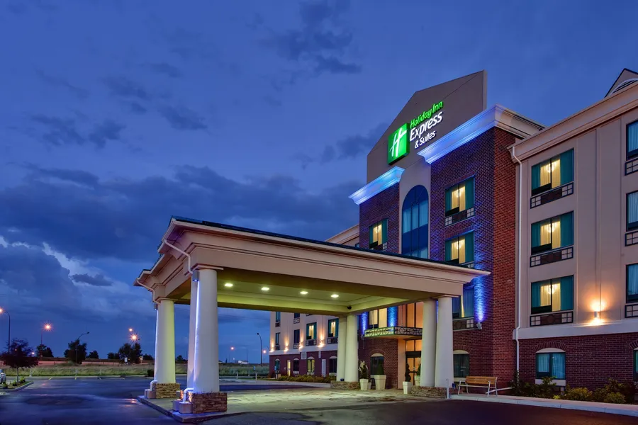 Holiday Inn Express & Suites Medicine Hat Transcanada Hwy 1 by IHG hotel detail image 2
