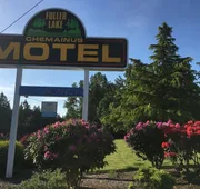 Fuller Lake Motel hotel detail image 7