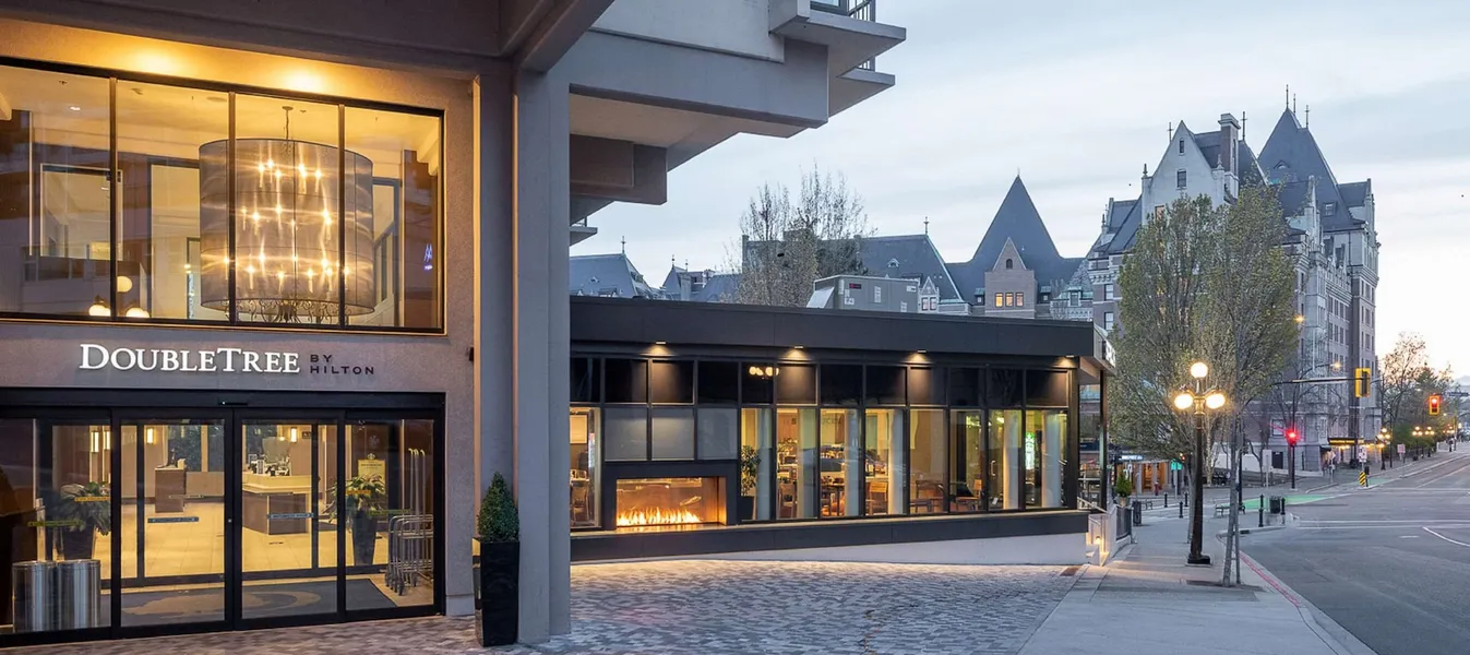DoubleTree by Hilton Hotel & Suites Victoria hotel detail image 2