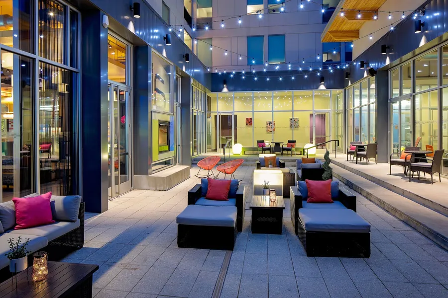 Aloft Green Bay hotel detail image 2