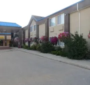 Rocky Inn Express hotel detail image 4