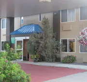 Rocky Inn Express hotel detail image 5