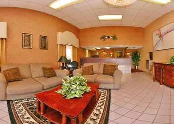 Rodeway Inn North Ridgeland hotel thumbnail 3