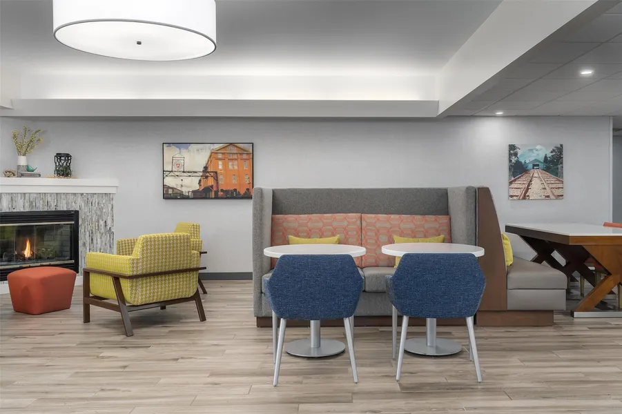 Hampton Inn by Hilton Altoona hotel detail image 2