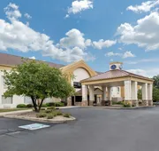 Comfort Suites Lafayette University Area hotel detail image 4