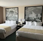 Super 8 by Wyndham Sturgis hotel detail image 7