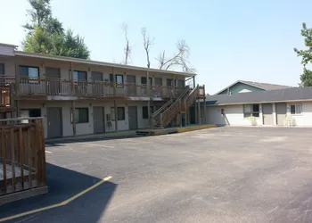 The Crow Peak Lodge hotel thumbnail 5