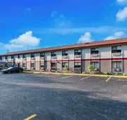 Red Roof Inn & Suites Vineland - Buena hotel detail image 5
