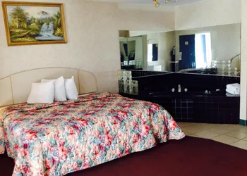 Red Carpet Inn and Suites - Hammonton West/Winslow Township hotel thumbnail 8
