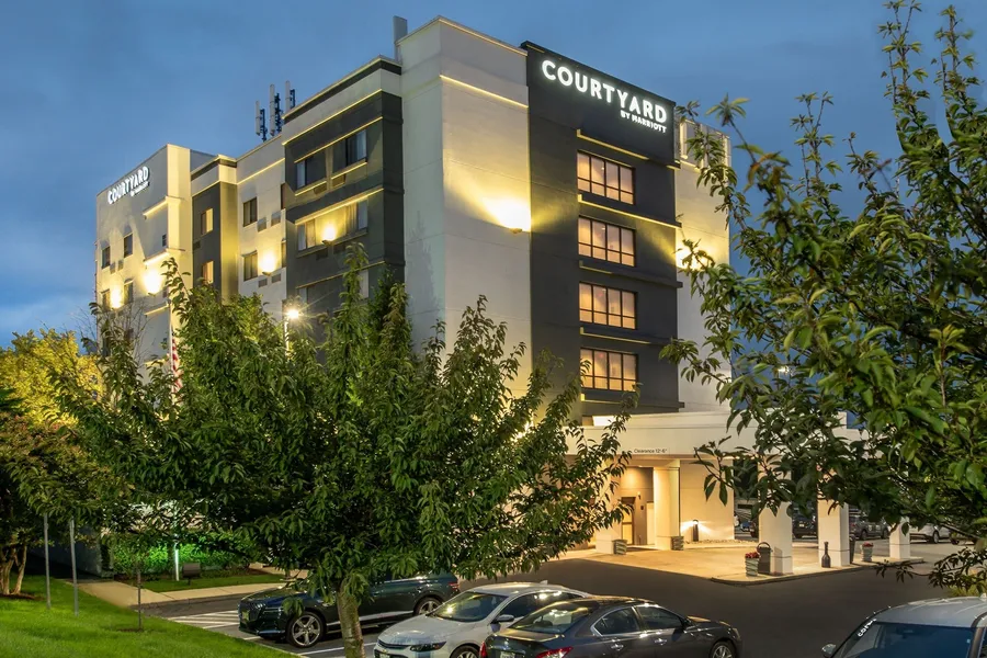 Courtyard Marriott Hagerstown hotel detail image 2