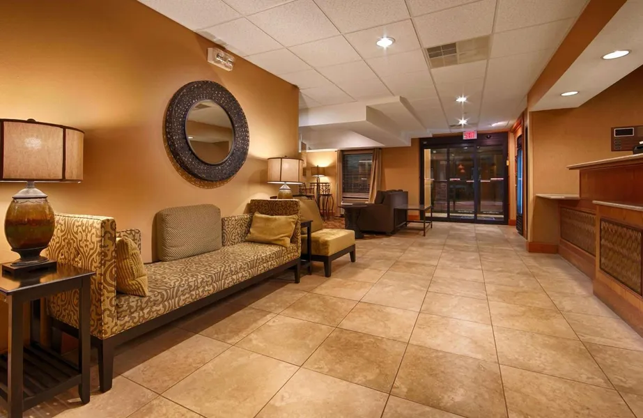 Best Western Plus Mishawaka Inn hotel detail image 2