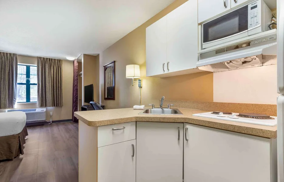 Extended Stay America Select Suites Fayetteville Springdale hotel detail image 6
