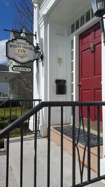 The White House Inn hotel detail image 2