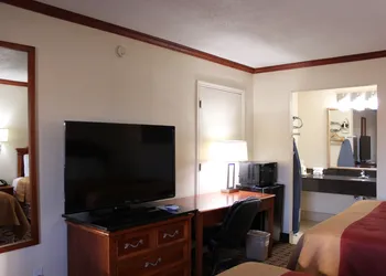 Sanger Inn hotel thumbnail 7
