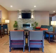 Comfort Inn & Suites Fayetteville - University Area hotel detail image 3