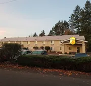Super 8 by Wyndham Shelton hotel detail image 3