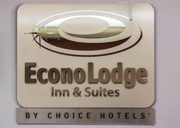 Econo Lodge Inn & Suites Hoquiam hotel thumbnail 2