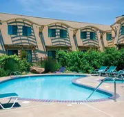 DoubleTree by Hilton Napa Valley - American Canyon hotel detail image 7