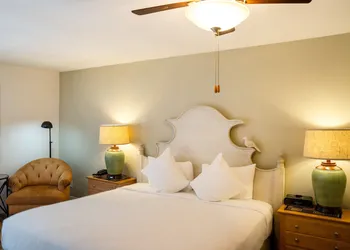 The Inn on Pine hotel thumbnail 6