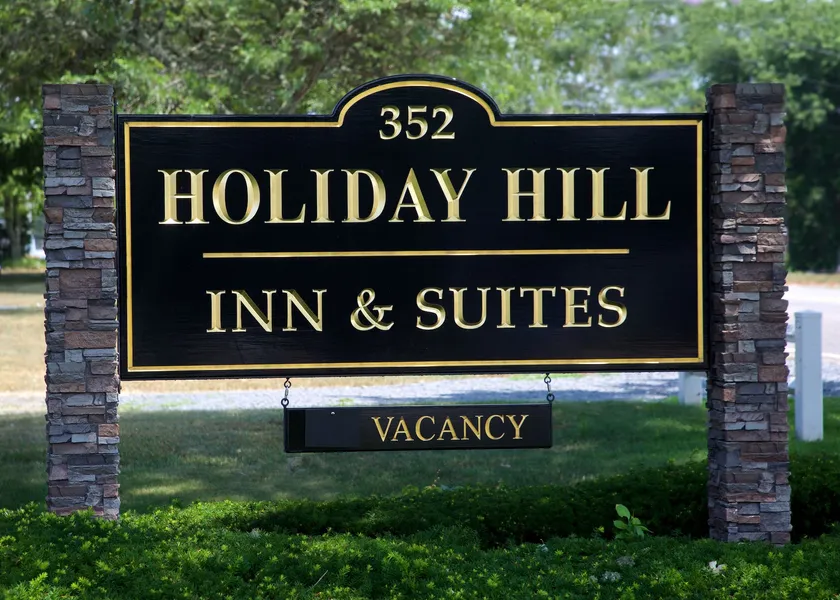 Holiday Hill Inn & Suites hotel detail image 2