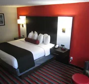 Comfort Inn & Suites Carrollton hotel detail image 5